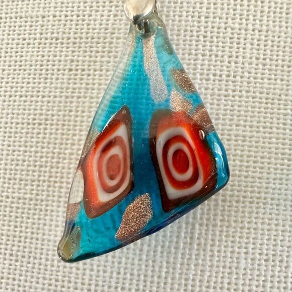 Blue glass drop earrings - Picture 4 of 8